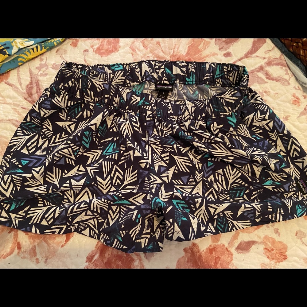 Patagonia shorts size small